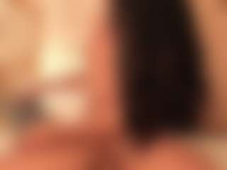 dionneventuri's Live Sex Cam Show