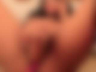 dionneventuri's Live Sex Cam Show