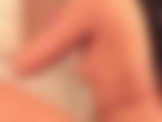 dionneventuri's Live Sex Cam Show