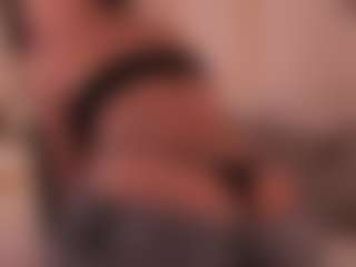 Live cam show with dionneventuri - Brown Hair on Livezox