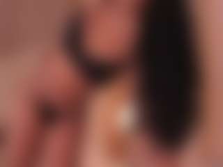 dionneventuri's Live Sex Cam Show