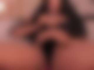 Live cam show with dionneventuri - Strip on Camsoda
