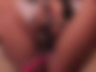 dionneventuri's Live Sex Cam Show