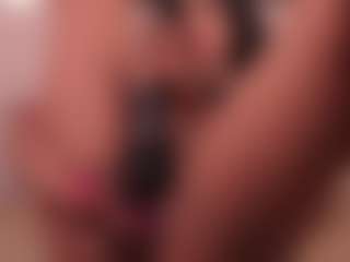 dionneventuri's Live Sex Cam Show