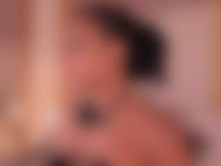 dionneventuri's Live Sex Cam Show