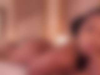 dionneventuri's Live Sex Cam Show