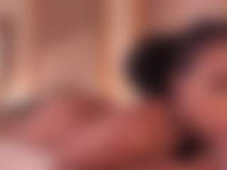 dionneventuri's Live Sex Cam Show
