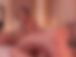 dionneventuri's Live Sex Cam Show