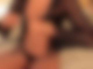dionneventuri's Live Sex Cam Show