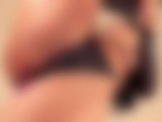 dionneventuri's Live Sex Cam Show