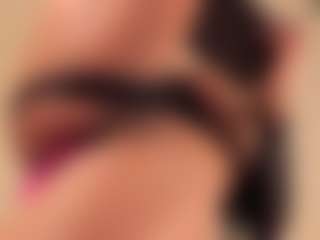 dionneventuri's Live Sex Cam Show