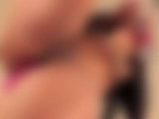 dionneventuri's Live Sex Cam Show