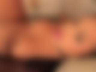dionneventuri's Live Sex Cam Show