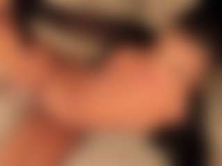 dionneventuri's Live Sex Cam Show