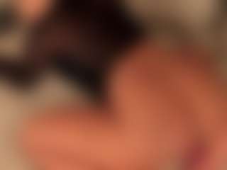 dionneventuri's Live Sex Cam Show