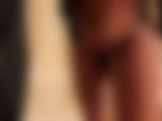 dionneventuri's Live Sex Cam Show