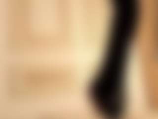 dionneventuri's Live Sex Cam Show