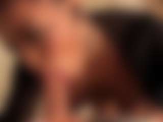 dionneventuri's Live Sex Cam Show