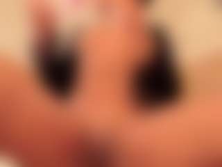 dionneventuri's Live Sex Cam Show