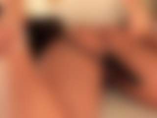 dionneventuri's Live Sex Cam Show