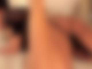 dionneventuri's Live Sex Cam Show
