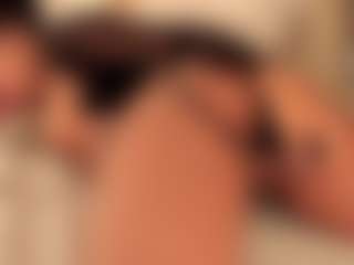 dionneventuri's Live Sex Cam Show
