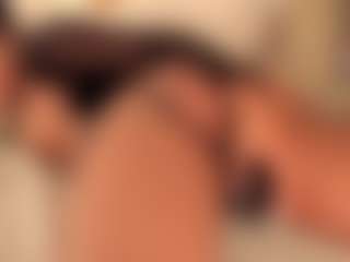 dionneventuri's Live Sex Cam Show