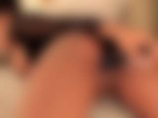 dionneventuri's Live Sex Cam Show