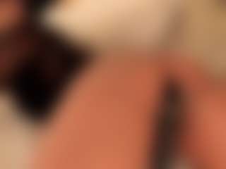 dionneventuri's Live Sex Cam Show