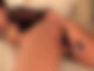 dionneventuri's Live Sex Cam Show