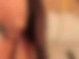 dionneventuri's Live Sex Cam Show
