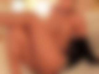 dionneventuri's Live Sex Cam Show