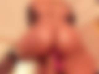 dionneventuri's Live Sex Cam Show