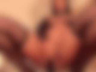 dionneventuri's Live Sex Cam Show