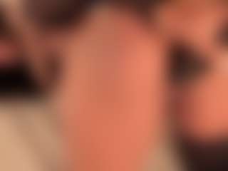 dionneventuri's Live Sex Cam Show