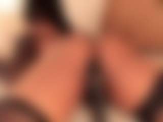 dionneventuri's Live Sex Cam Show