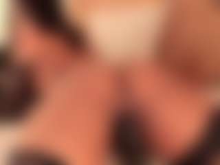 dionneventuri's Live Sex Cam Show