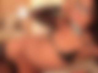 Live cam show with dionneventuri - Brown Hair on Uber Horny