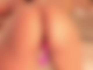 dionneventuri's Live Sex Cam Show