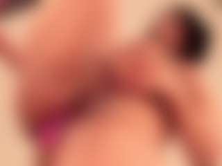 dionneventuri's Live Sex Cam Show