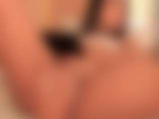 dionneventuri's Live Sex Cam Show