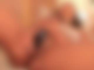 dionneventuri's Live Sex Cam Show