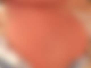 dionneventuri's Live Sex Cam Show