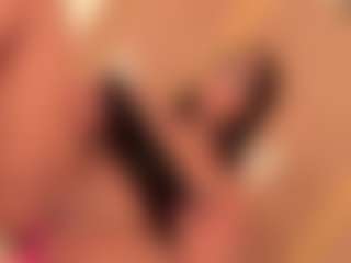 dionneventuri's Live Sex Cam Show