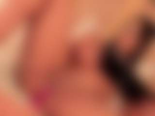 dionneventuri's Live Sex Cam Show