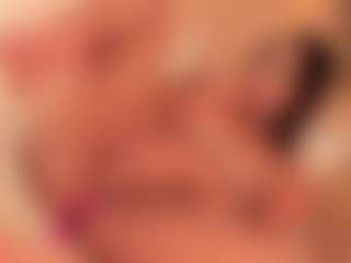 dionneventuri's Live Sex Cam Show