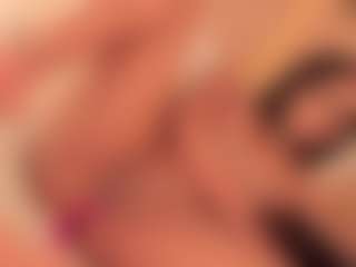 dionneventuri's Live Sex Cam Show