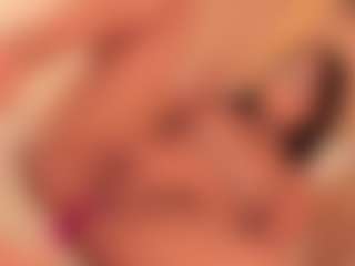 dionneventuri's Live Sex Cam Show