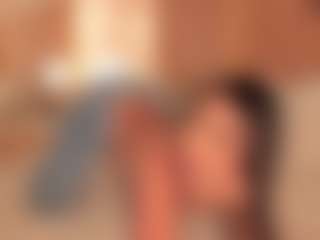 Live cam show with dionneventuri - Cowgirl on madthumbs