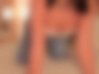 dionneventuri's Live Sex Cam Show